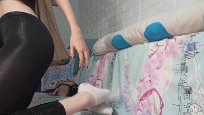Evelyn Rose - Cuckold pov lick my dirty socks and huge dildo part 2 - joi countdown
