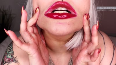 Miss Bijoux In Scene: Red Lips And Tits – MISTRESS BIJOUX